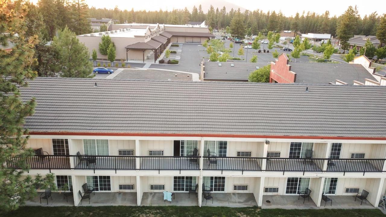 Sisters Inn & Suites Екстериор снимка